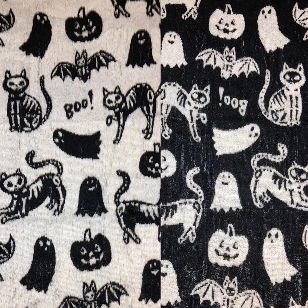 Halloween hand towel